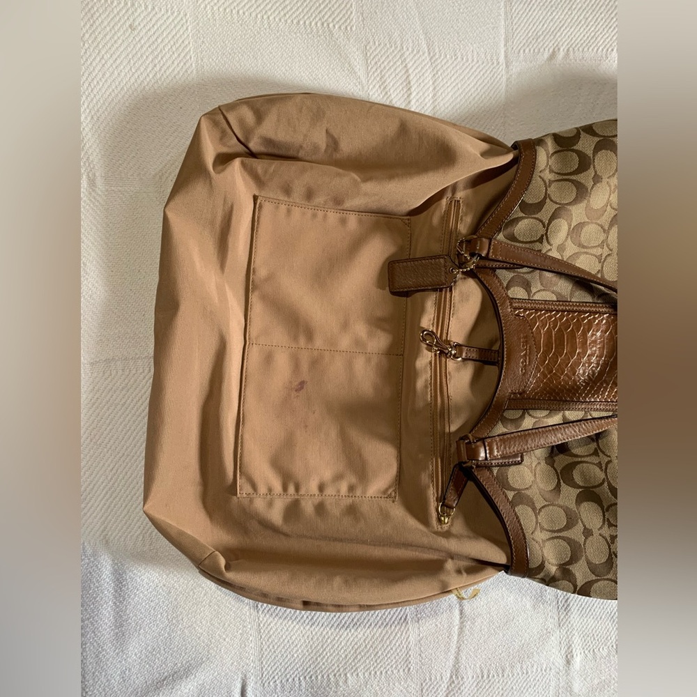 cute coach tote hand bag - Picture 5 of 8